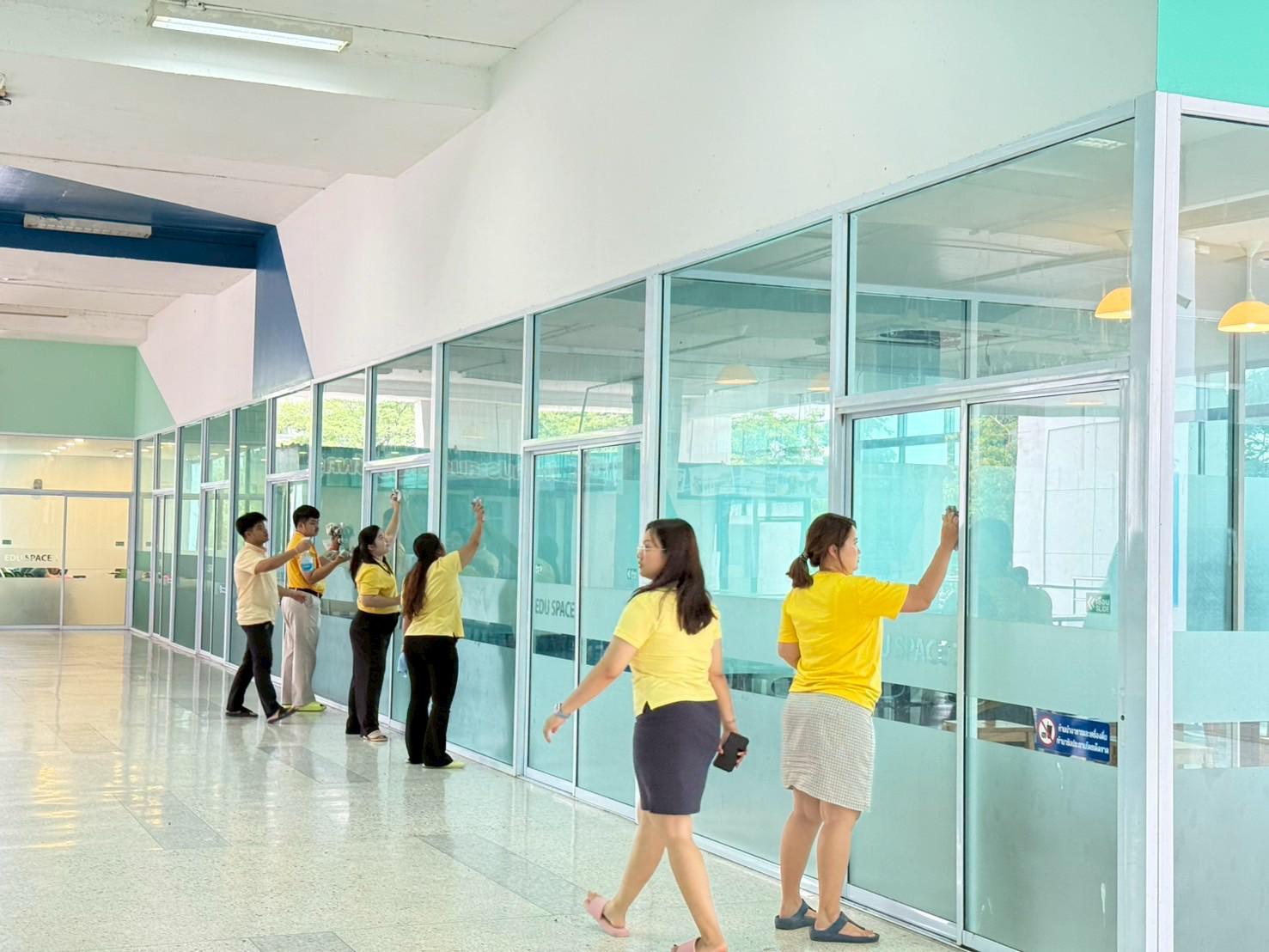 55. กิจกรรมจิตอาสาบำเพ็ญสาธารณะประโยชน์ Big Cleaning Day